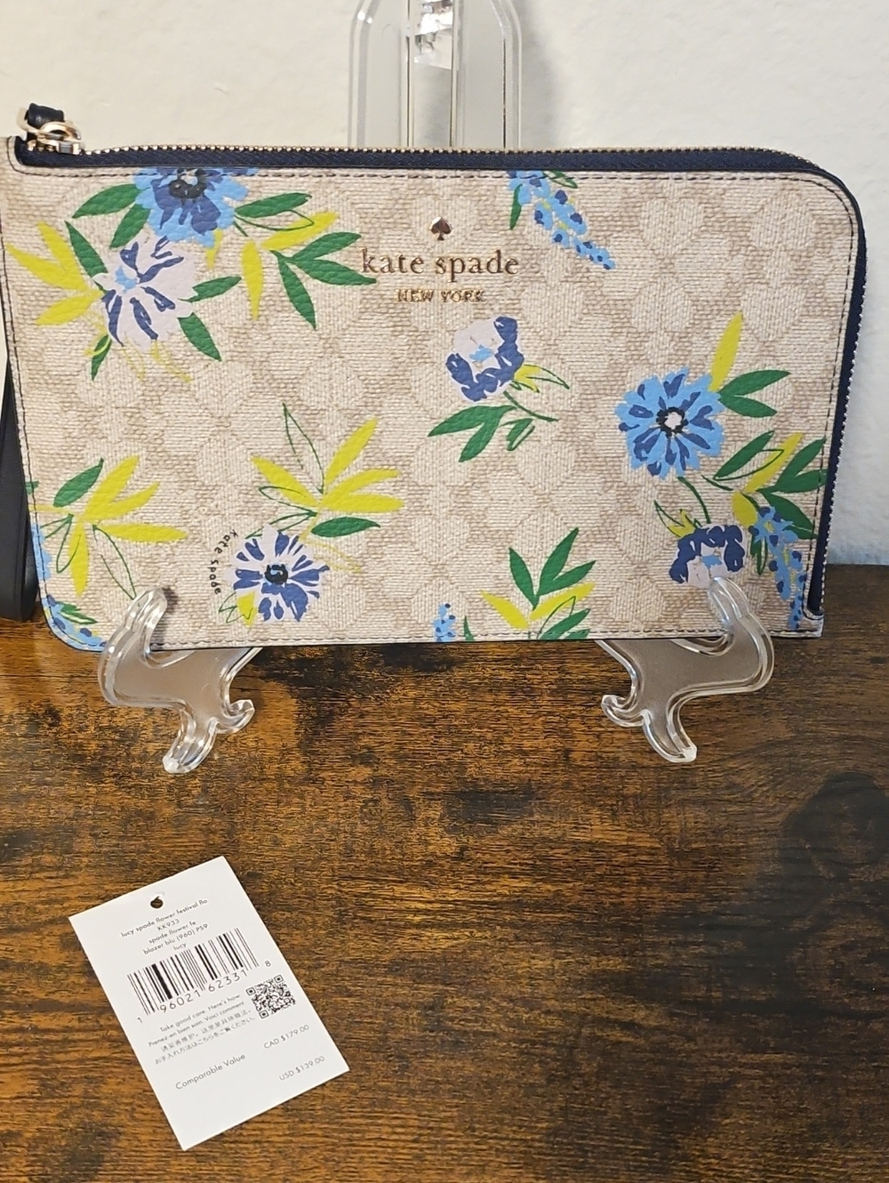 NWT kate spade Neutral Floral Zip Wristlet with Blue and Green Accents